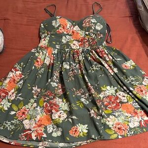 Floral Strappy Mini Dress w/ Pockets